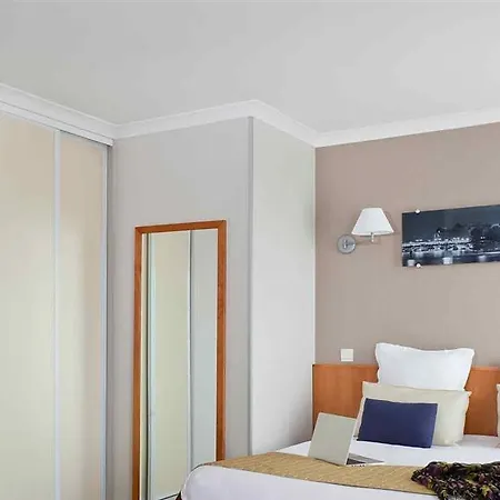Adagio Buttes Chaumont 4* Paris