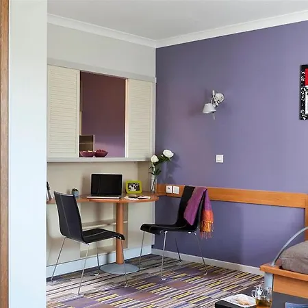 Apart Otel Adagio Buttes Chaumont 4*