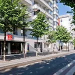 מלון דירות Adagio Buttes Chaumont 4*