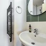 Adagio Buttes Chaumont Ξενοδοχείο με διαμερίσματα 4*
