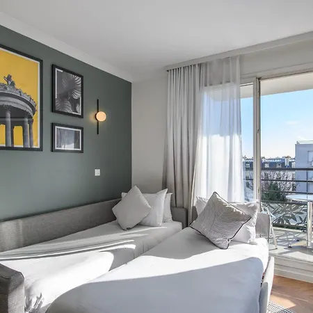 Adagio Buttes Chaumont 3*