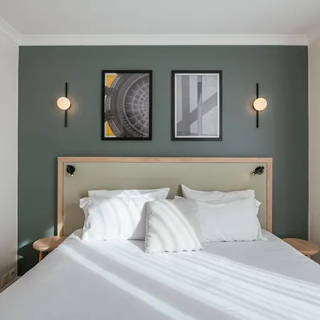 Apart Otel Adagio Buttes Chaumont 3*
