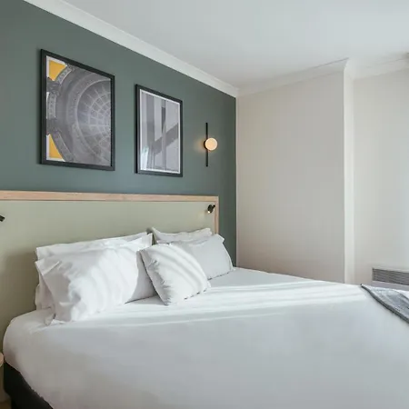 Apart Otel Adagio Buttes Chaumont Paris