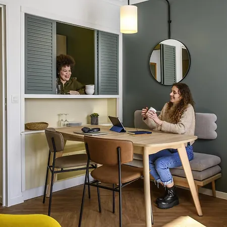 巴黎肖蒙山丘阿德吉奥公寓式酒店 公寓式酒店 巴黎