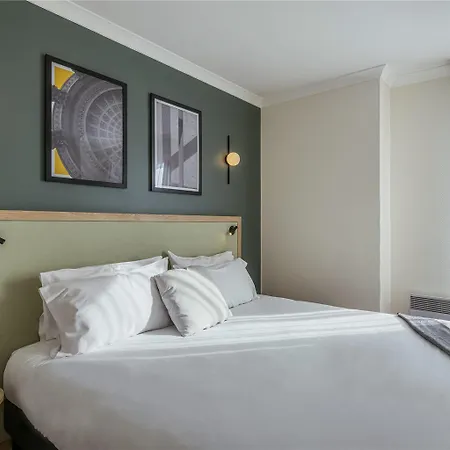 Adagio Buttes Chaumont Aparthotel
