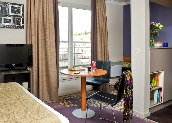 Hotel apartamentowy Adagio Buttes Chaumont 4*