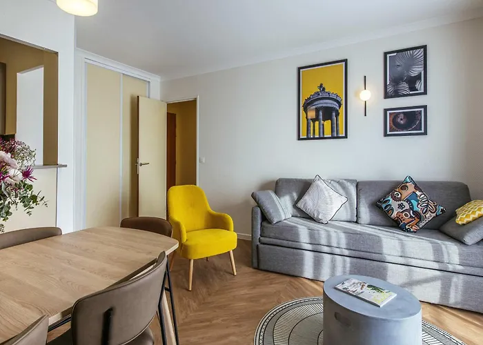 Adagio Buttes Chaumont Hotel apartamentowy 4*