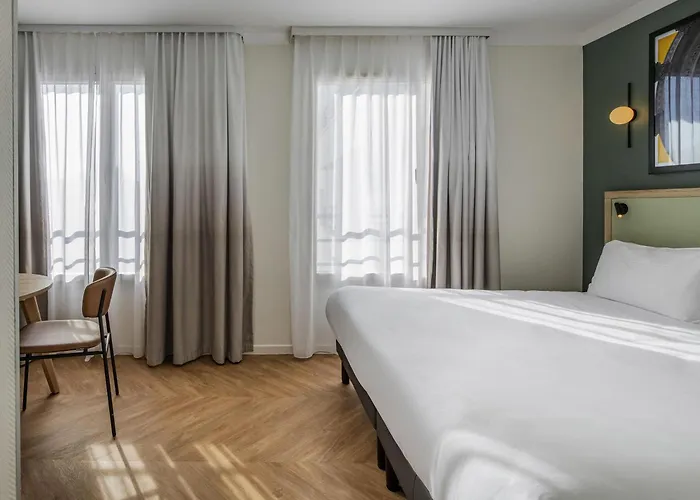 Adagio Buttes Chaumont Paryż