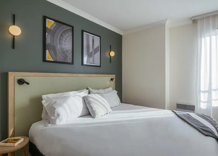 Adagio Buttes Chaumont 4* Paryż