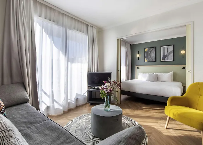 Hotel apartamentowy Adagio Buttes Chaumont