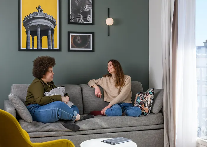 Adagio Buttes Chaumont Hotel apartamentowy 4*