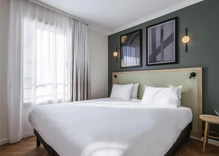 Adagio Buttes Chaumont 4*