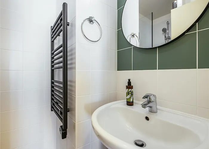 Adagio Buttes Chaumont Hotel apartamentowy 4*