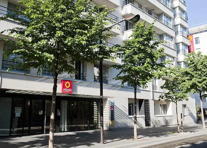 Hotel apartamentowy Adagio Buttes Chaumont